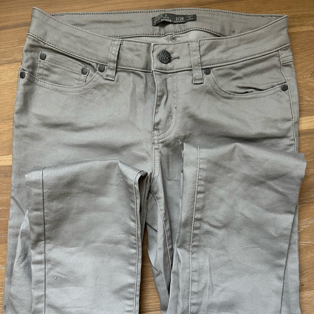 Prana Skinny Jeans Gray Size 26/2 NWOT